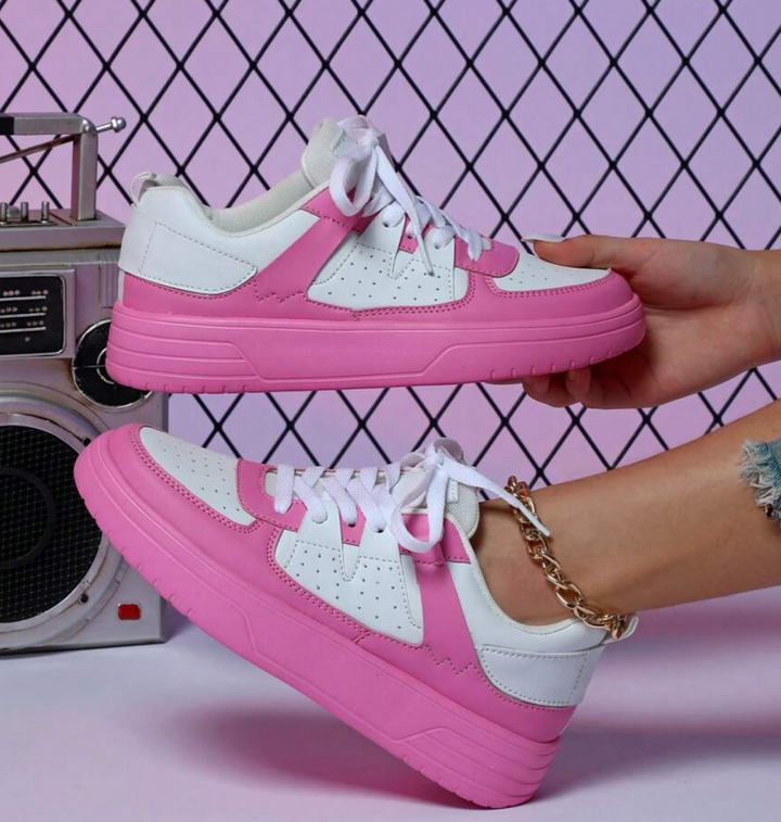 Damen Sneaker mit Leo-Print | Gepolsterte Innensohle &amp; stabile Laufsohle | Sneaks Statement-Schuhe