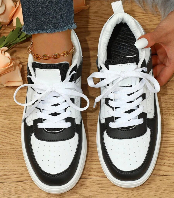 Damen Sneaker mit Leo-Print | Gepolsterte Innensohle &amp; stabile Laufsohle | Sneaks Statement-Schuhe