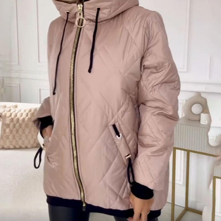 Damen Steppjacke mit Kapuze | Leichte Übergangsjacke mit Wärmeisolierung, praktischen Taschen und taillierter Passform
