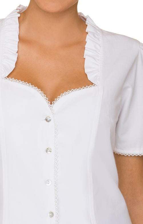 Trachtenbluse Damen | Weiße figurbetonte Bluse mit Schalkragen, Rüschen und Perlmuttknöpfen für Trachten-Outfits