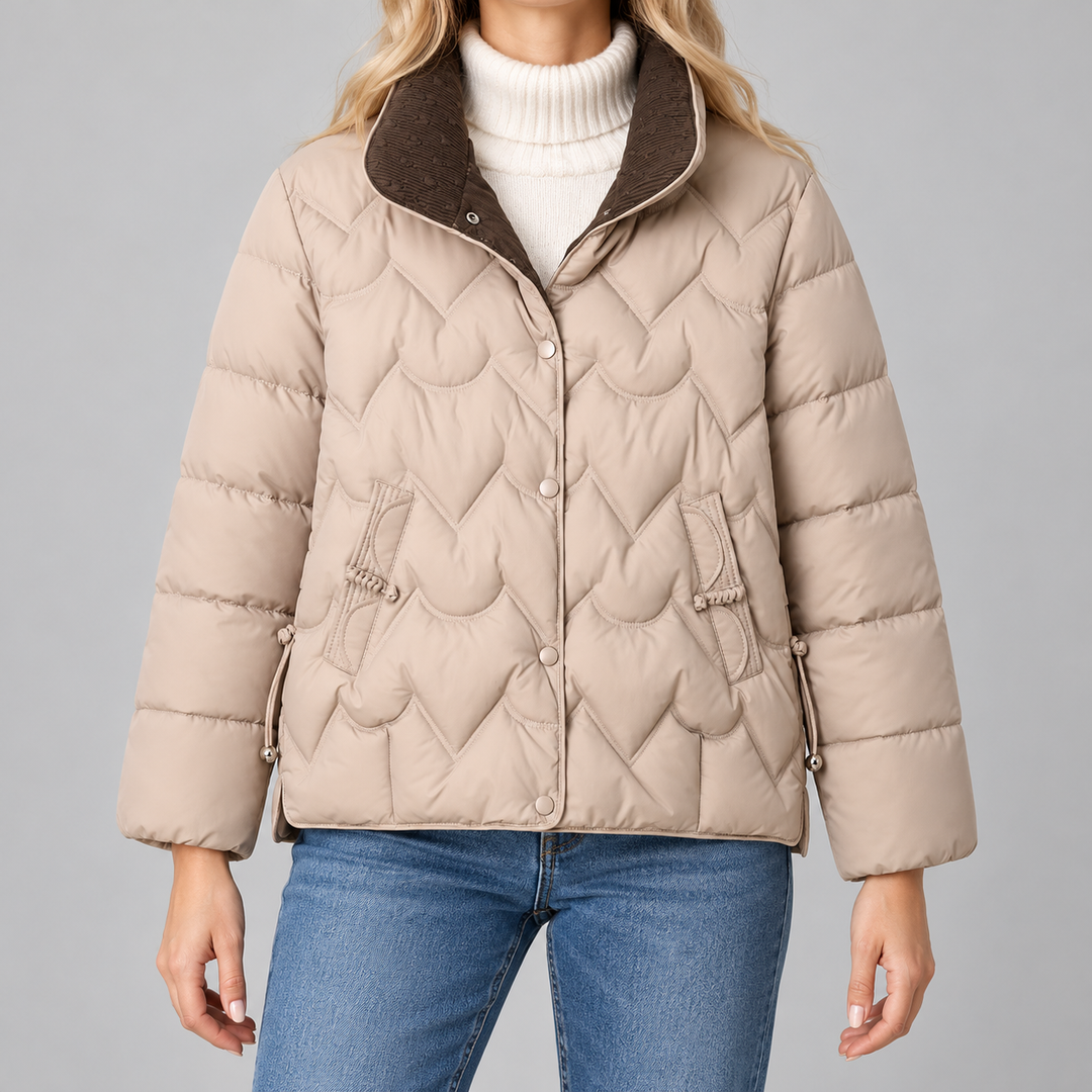 Damen Steppjacke mit Bogensteppung | Kurze Pufferjacke mit Druckknopfverschluss, hohem Stehkragen und verstellbaren Kordelzügen