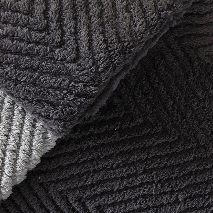 Interiors™ paksusta plyysistä valmistettu sohvanpäällinen