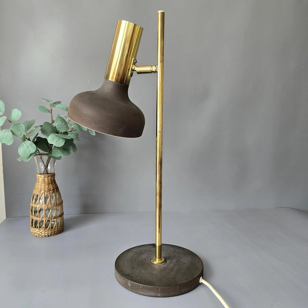 Vintage Schreibtischlampe | Verstellbare Tischleuchte aus Messing und Metall mit E27-Fassung im 70er/80er-Jahre-Stil
