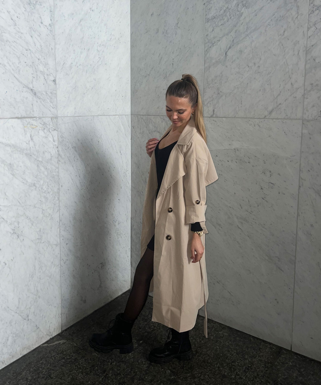 Damen Trenchcoat | Leichter Übergangsmantel mit umkrempelbaren Ärmeln