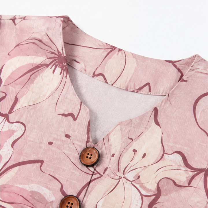 Damen Blumenbluse | Aquarellmuster mit V-Ausschnitt, Holzknöpfen und Rüschenärmeln für Alltag und Büro