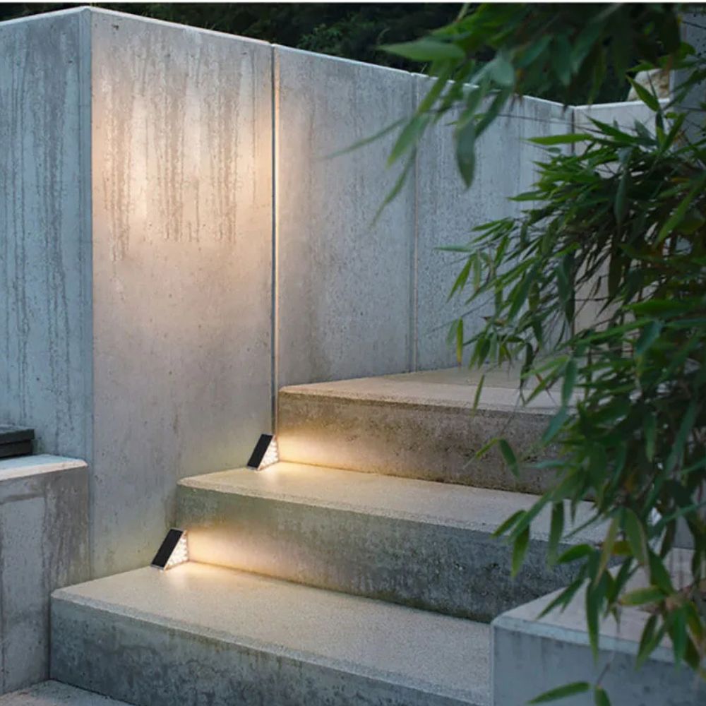 GlowSteps™ - Brighten your nights with these outdoor stair lights!