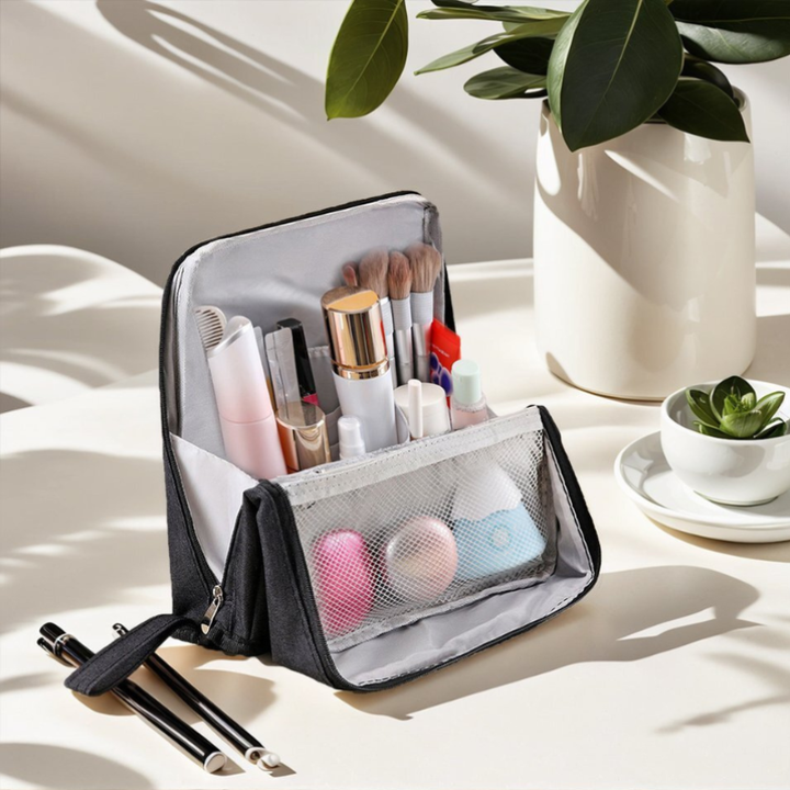 Trousse de toilette de voyage avec compartiments fixes + protège-brosse | Lunette déperlante, intérieur lavable et étanche | Renforcée et plate dans la valise | 23×7×20 cm