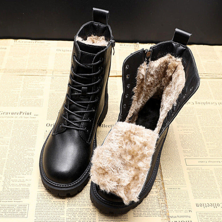 Damen Winterstiefel Schwarz mit warmem Innenfutter | Gefütterte Stiefel in Wildleder-Optik mit rutschfester Sohle für kalte Tage