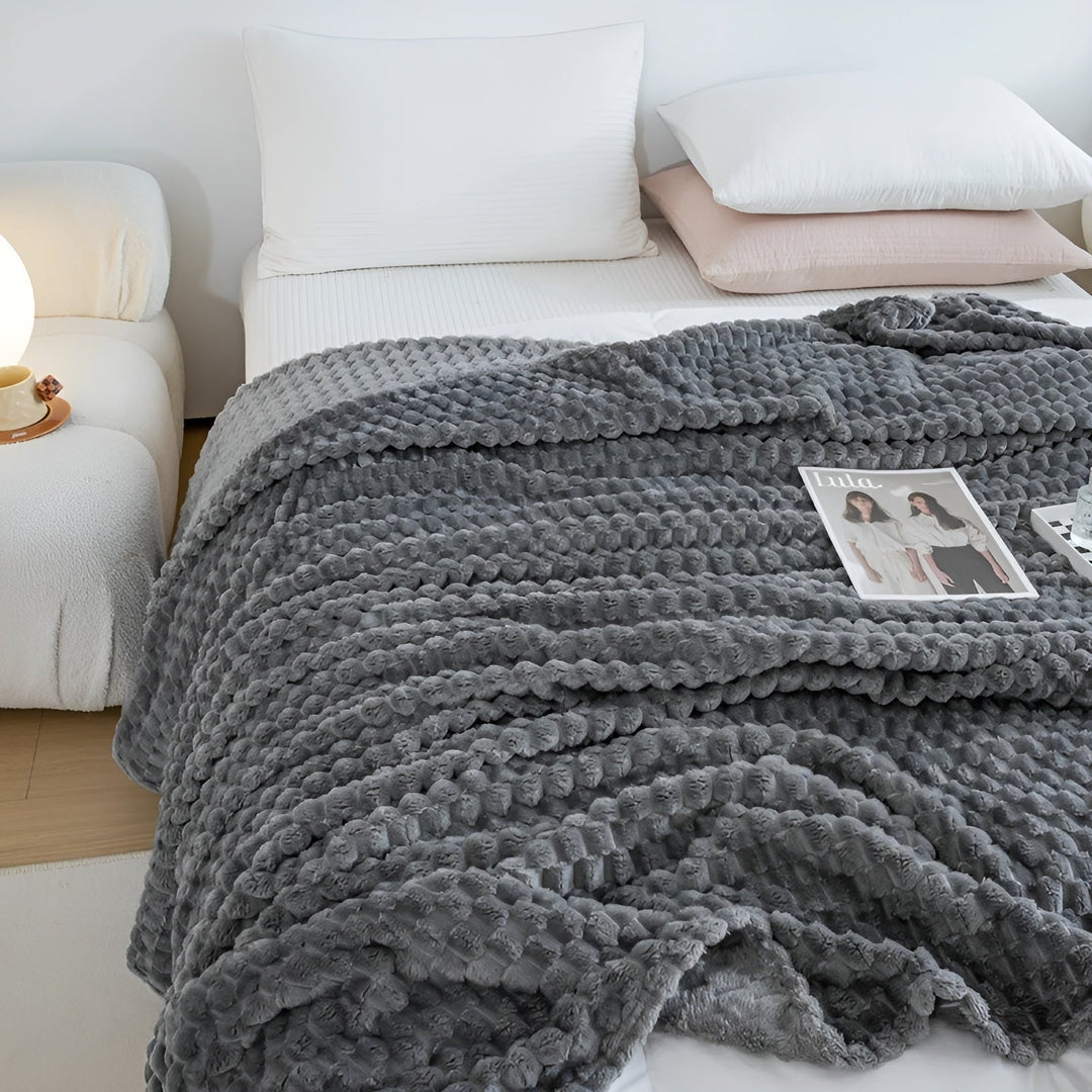 Kuscheldecke Mikrofaser | Superweiche warme Decke für Sofa und Bett | Wärmeisolierend und waschbar bei 30 °C
