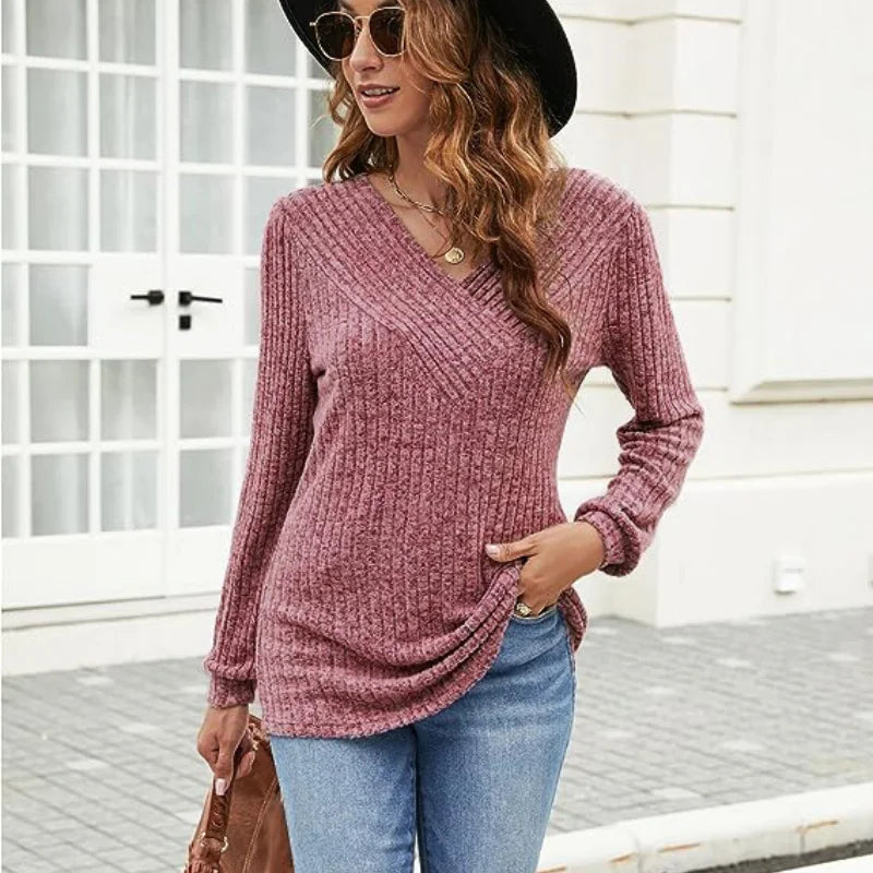 Frieda| V-kaula-aukollinen neulepusero