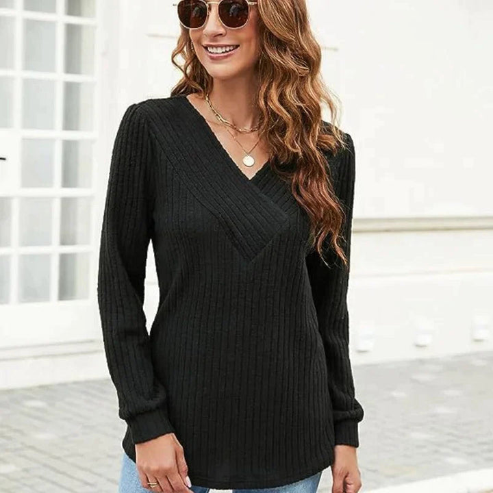 Frieda| V-kaula-aukollinen neulepusero