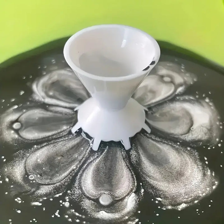 Nástroj na fluid art bloom pre akrylové liatie | Jednoduché plnenie a zdvíhanie pre kvetinový efekt | Opakovane použiteľný plast | 9×9×4 cm