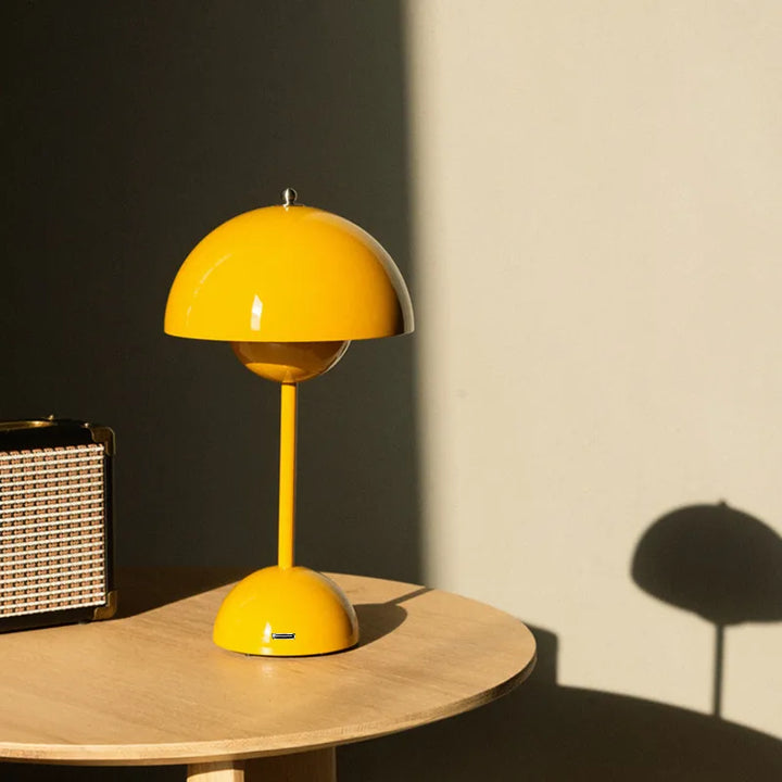 Akku-Tischlampe | USB mit 3-stufiger Dimmung, 2700K, CRI > 90 und bis zu 12 Stunden Laufzeit
