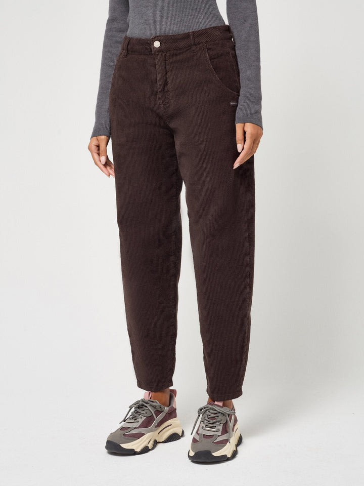 Cordhose | Balloon Fit mit hoher Leibhöhe und verkürztem Bein | 94VIA