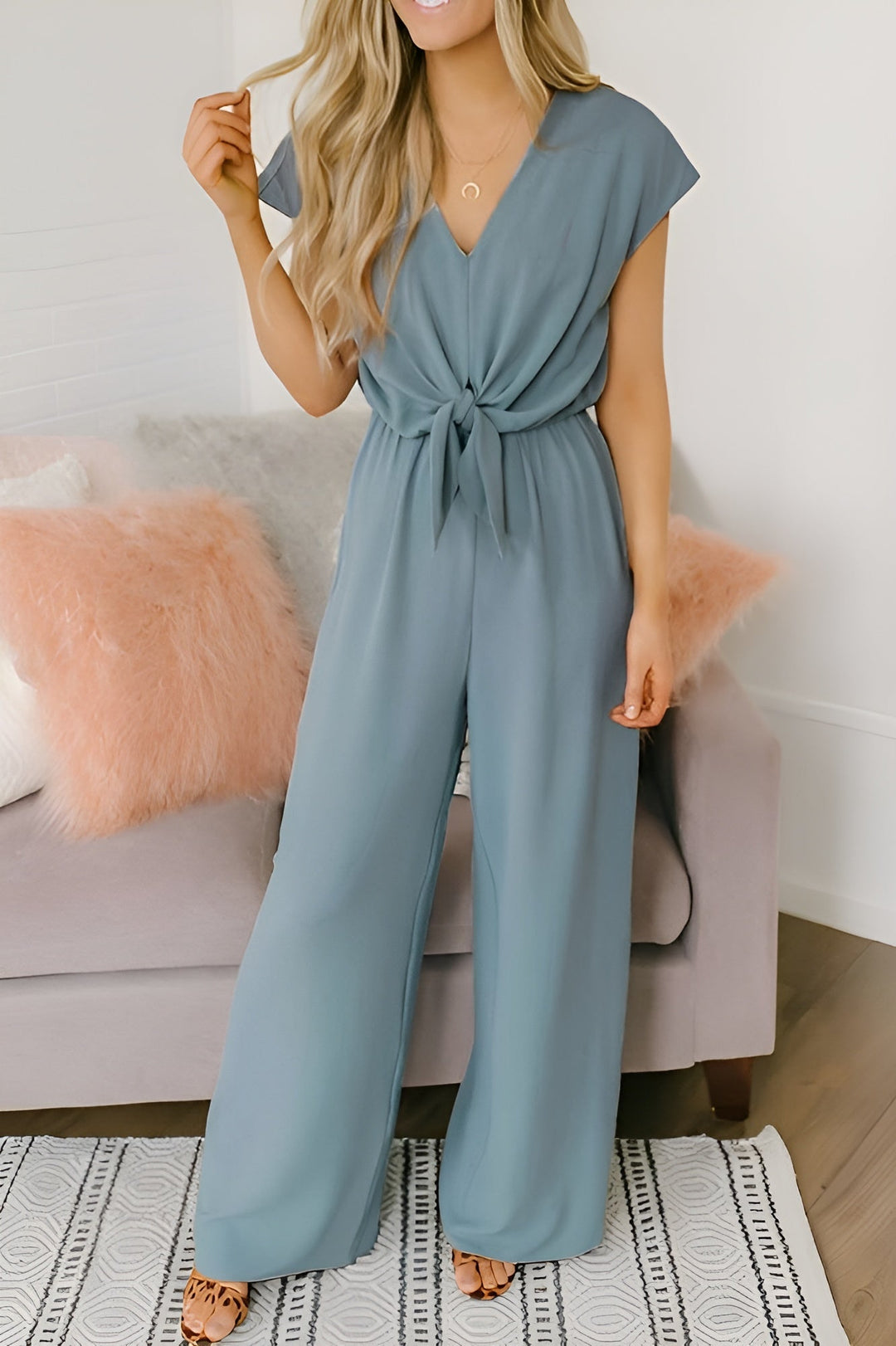 Combinaison dos nu pour femme avec décolleté plongeant en V | Jambe ample &amp; poches discrètes | Minimaliste et élégante | S–XL
