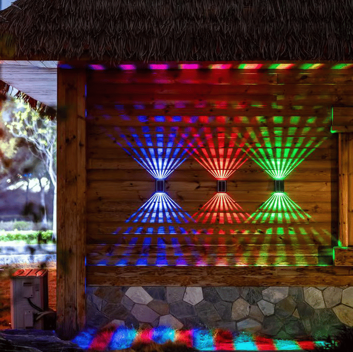 BrightRay – Outdoor wall lights with 4 LEDs, solar powered