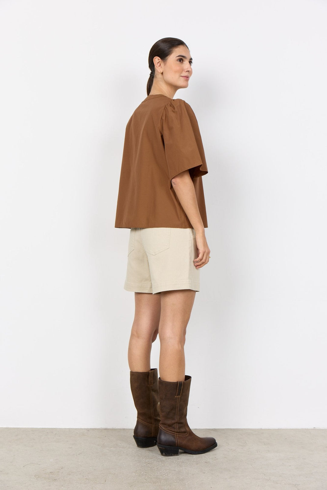 Damen Bluse | Kurzarmbluse mit Rundkragen, Knopfverschluss und geradem Schnitt
