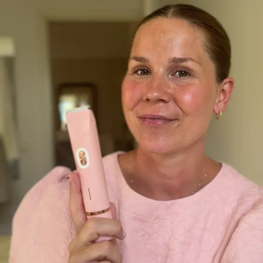 SilkGlide Intimrasierer mit Schwebefolie | Sanfte Rasur für Bikini &amp; Achseln | Nass/Trocken IPX7, USB-C, 60 Min Laufzeit