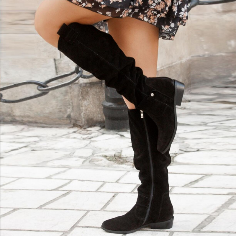 Damen Overknee-Stiefel aus Wildleder | Slouch-Schaft mit Reißverschluss, Riemendetails und niedrigem Blockabsatz | Herbst &amp; Winter