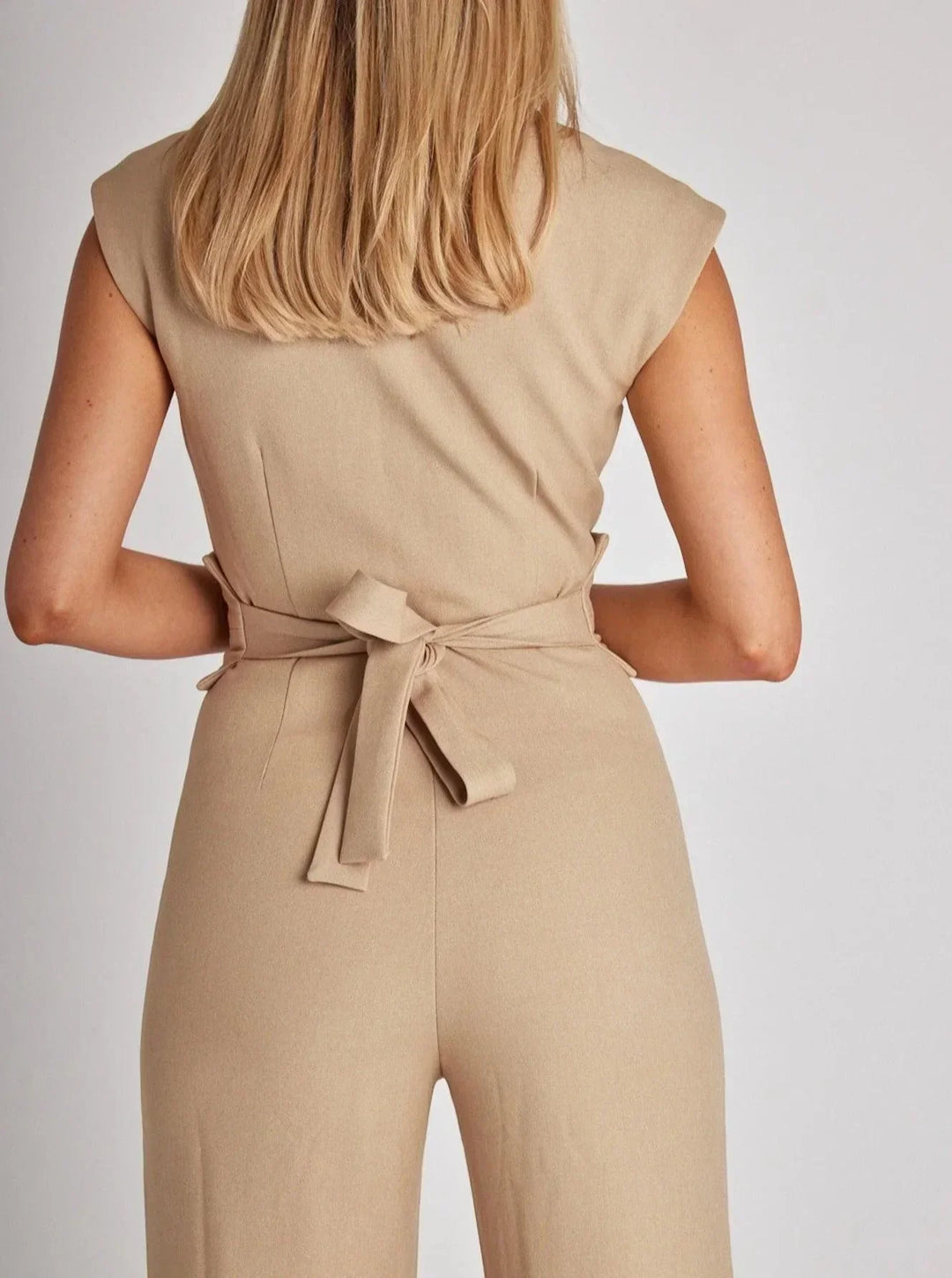 Damen Overall mit Gürtel | Eleganter Jumpsuit mit taillierter Passform | Vielseitiger Look für jede Saison