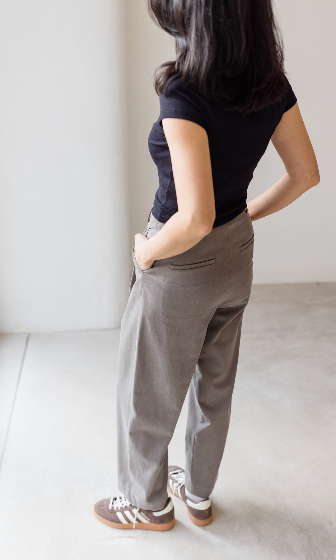 Bundfaltenhose | Klassische Hose mit Faltenbund für Damen