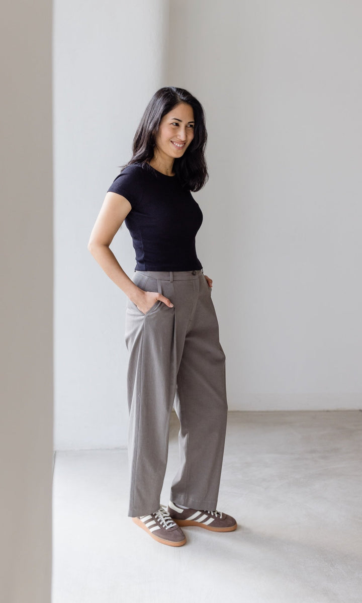 Bundfaltenhose | Klassische Hose mit Faltenbund für Damen