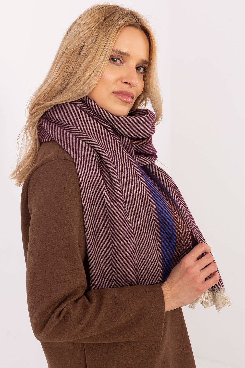 Winterschal mit Streifenmuster 194 cm | Weicher Schal aus 100 % Viskose mit Fransen für Damen und Herren | Alltag und Winter