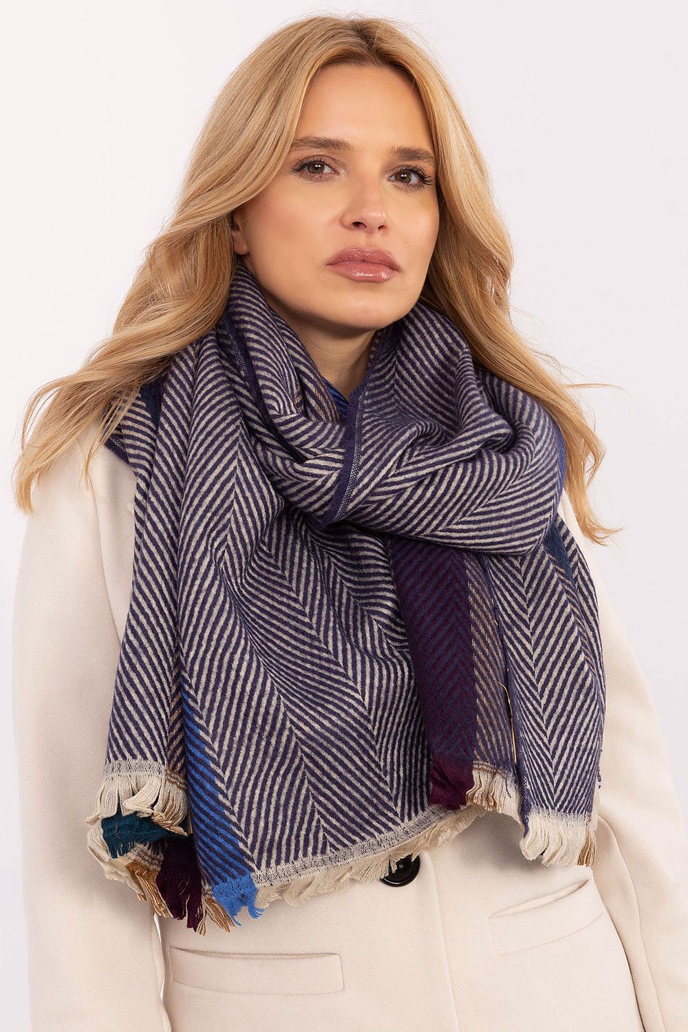 Winterschal mit Streifenmuster 194 cm | Weicher Schal aus 100 % Viskose mit Fransen für Damen und Herren | Alltag und Winter