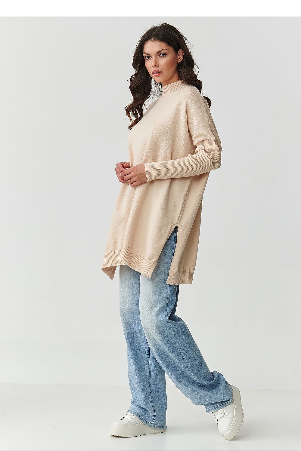 Damen Oversize Rollkragenpullover mit Seitenschlitzen | Weicher Strickpullover in Einheitsgröße mit 74 cm Länge für Alltag
