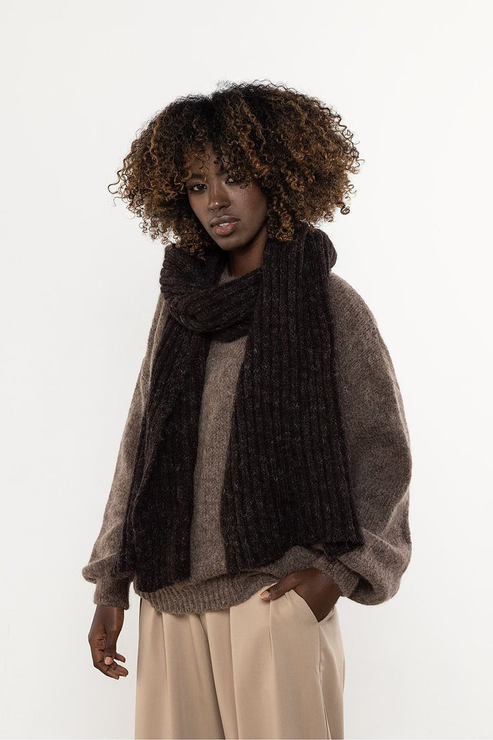 Winterschal aus Mohair- und Wollmix | Langer, flauschiger Schal mit elastischer Rippstruktur für Alltag und elegante Winterlooks