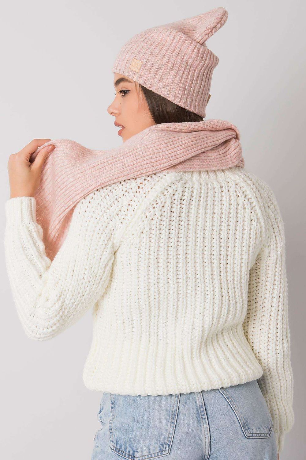 Wintermütze und Schal Set aus weichem Strick | Zweiteiliges Winterset mit passender Mütze und Schal für kalte Tage | Made in Poland
