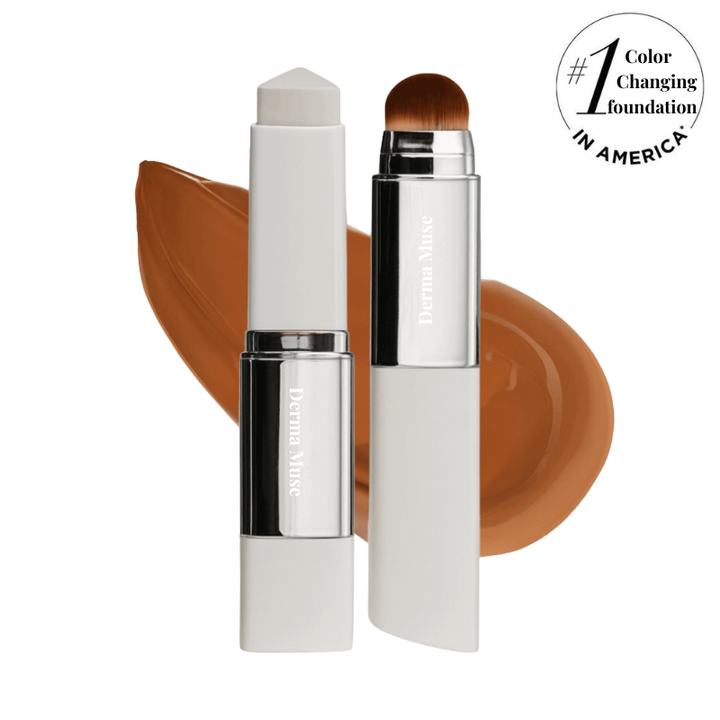 Farbwechselnder Make-up-Stick mit integriertem Pinsel | Leichte, atmungsaktive Deckkraft | Feuchtigkeitsspendend mit Hyaluronsäure + Niacinamid | 3 Nuancen