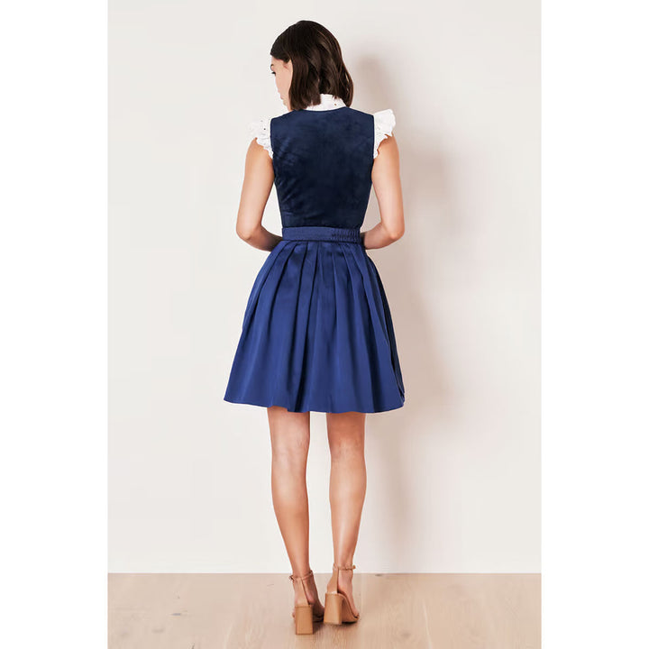 Damen Dirndl Dunkelblau | Kurzes Samtdirndl mit Balkonett-Ausschnitt, Schürzenschließe und 50 cm Rocklänge