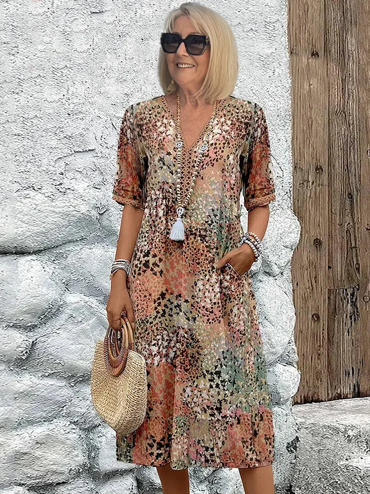 Damen Sommerkleid mit V-Ausschnitt | Leichtes luftiges Kleid für warme Tage | Vielseitiges Freizeitkleid