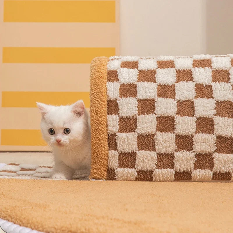 2-in-1 Cat &amp; Dog Plush Tunnel Bed Activity Toy