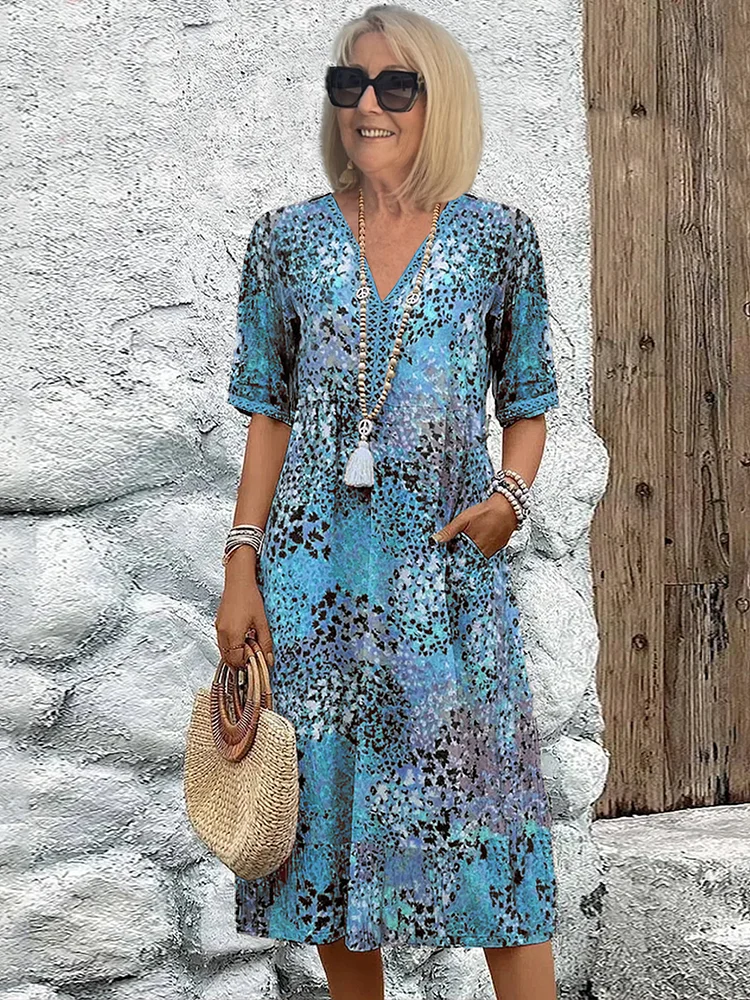 Damen Sommerkleid mit V-Ausschnitt | Leichtes luftiges Kleid für warme Tage | Vielseitiges Freizeitkleid