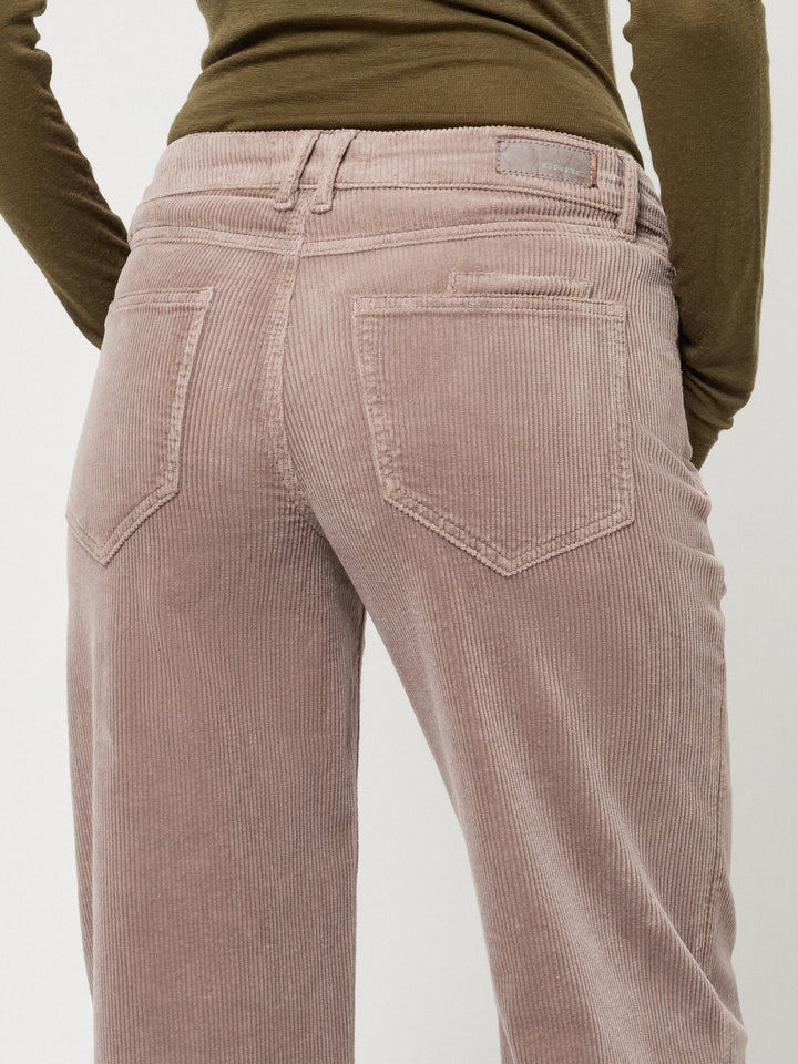 Cordhose Damen | Low Rise Straight Fit mit weitem Bein | Weicher Stretch-Cord | 5-Pocket-Style | Normale Beinlänge