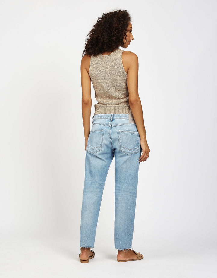 Jeanshose | Boyfriend Fit mit Mid Waist, Cropped Länge und Destroyed-Look