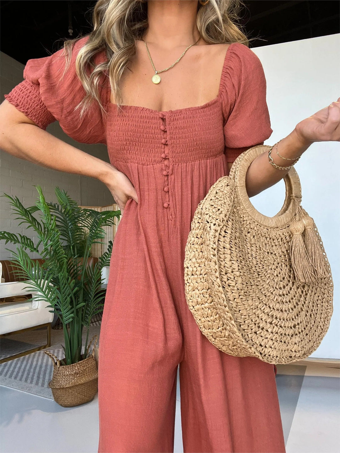 Damen Jumpsuit mit quadratischem Ausschnitt | gesmocktes Oberteil &amp; Taschen | locker-lässig, Coco-Muster | ideal für Sommer &amp; Urlaub