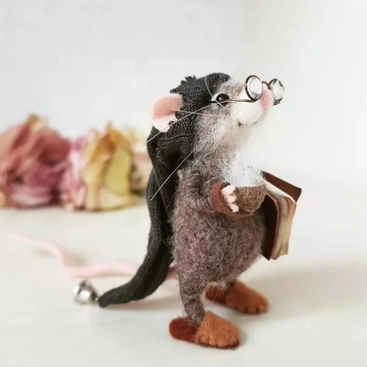 Weihnachtsanhänger Filzmaus | Handgefertigte Dekorationsfigur aus Naturmaterialien für Weihnachtsbaum &amp; Zuhause