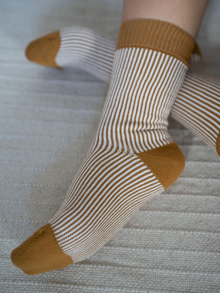 Damen Socken | Gestreifte Jacquard-Socken aus GOTS-zertifizierter Biobaumwolle