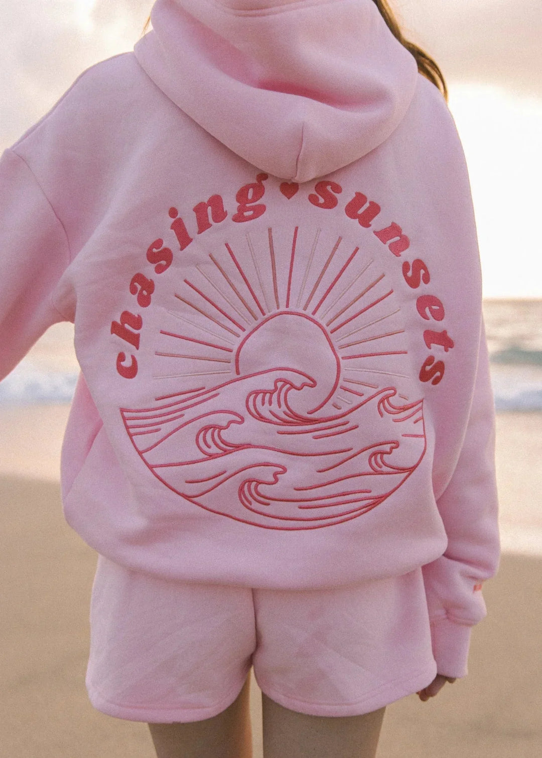 Hoodie mit Sonnenuntergang-Stickerei hinten | Weich, warm &amp; locker geschnitten | Lässiger Alltagslook im praktischen 1+1 Set