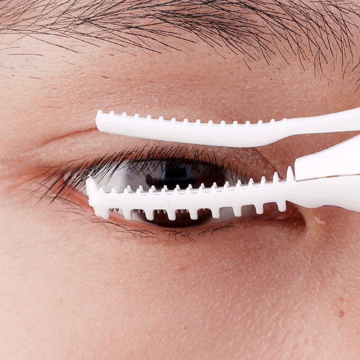 EyelashCurlMatte™ Long-Lasting Eyelash Perfection