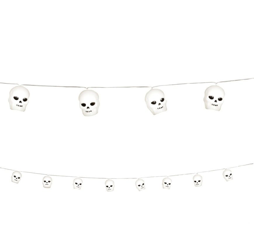 Halloween LED Lichterkette Totenköpfe 1,8 m | Totenkopf Girlande mit Batteriebetrieb für Halloween- und Horrorparty-Deko