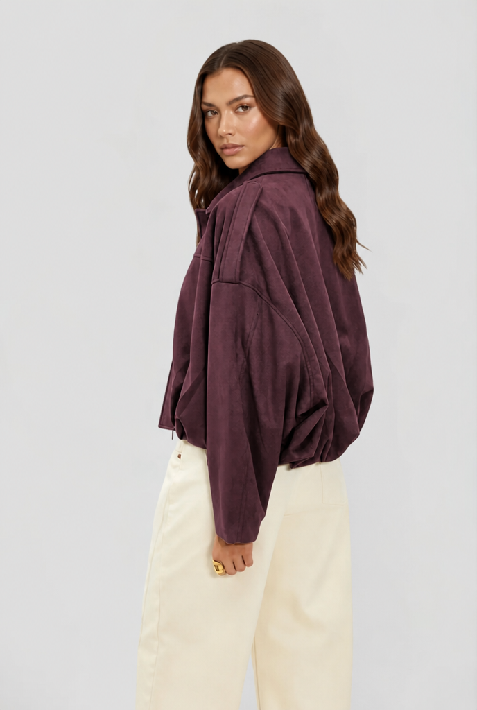 Damen kurze Oversize-Jacke mit Umlegekragen | Kastige Jacke mit Reißverschluss, weiten Ärmeln und matt gebürsteter Oberfläche