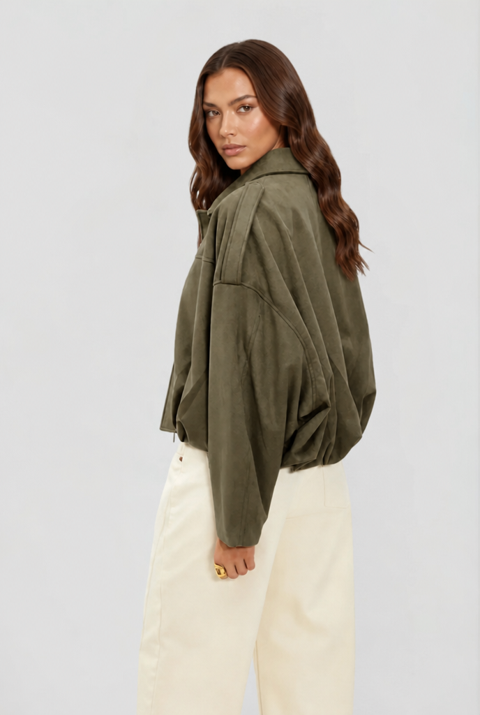 Damen kurze Oversize-Jacke mit Umlegekragen | Kastige Jacke mit Reißverschluss, weiten Ärmeln und matt gebürsteter Oberfläche