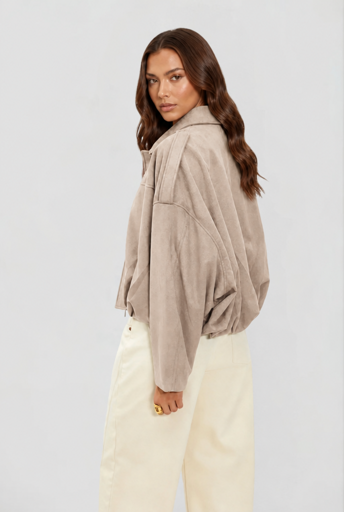 Damen kurze Oversize-Jacke mit Umlegekragen | Kastige Jacke mit Reißverschluss, weiten Ärmeln und matt gebürsteter Oberfläche