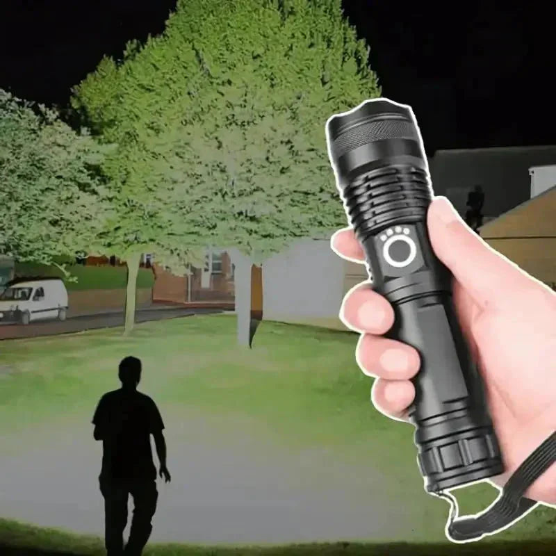 Taktische LED-Taschenlampe mit 90.000 Lumen | IP65 wasserdicht &amp; Zoom-Fokus | Robustes Outdoor-Design
