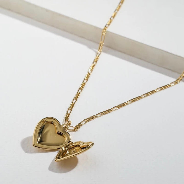 Rafaela™ Elegant heart memoir