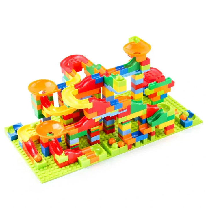 Set creativo per pista di biglie da 3 anni | Blocchi compatibili da combinare | Stimola logica, problem solving e motricità fine | Divertimento fai-da-te
